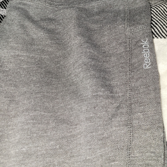 Capris - Picture 2 of 2